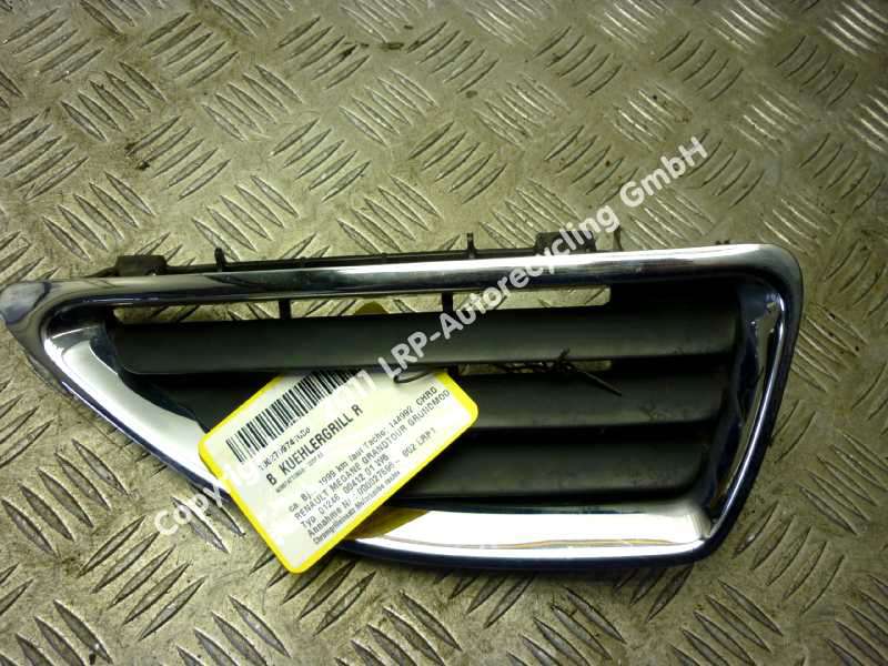 Renault Megane KA BJ1999 original Einsatz Grill rechts schwarz chrom